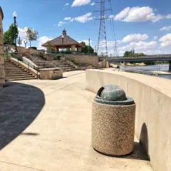 Dixon Riverfront Park - Dixon