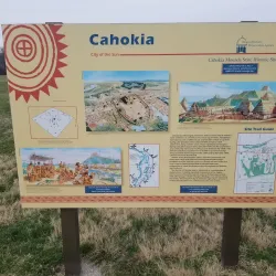Cahokia Mounds State Historic Site - East St Louis