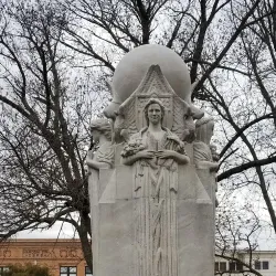 Edwardsville Public Library - Edwardsville