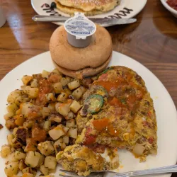 Local Dining and Shops - Fox River Grove