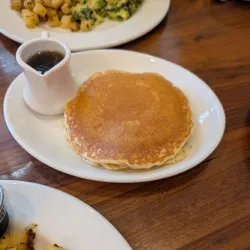 Local Dining and Shops - Fox River Grove