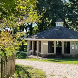 Fabyan Forest Preserve and Japanese Garden - Geneva