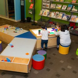 Hinsdale Public Library - Hinsdale