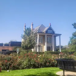 Cook Memorial Library - Libertyville