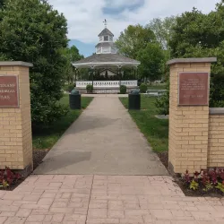 Veterans Memorial Park - McHenry