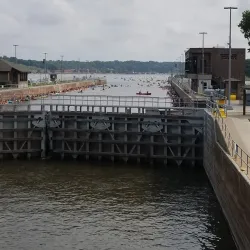 Lock and Dam No. 15 - Rock Island