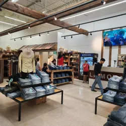 Downtown West Dundee Shopping District - West Dundee