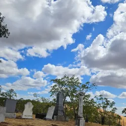 Historic Old Clarksville Cemetery - Clarksville