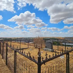 Historic Old Clarksville Cemetery - Clarksville