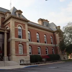 Benton County Courthouse - Fowler
