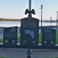 Mississippi Riverfront - Burlington