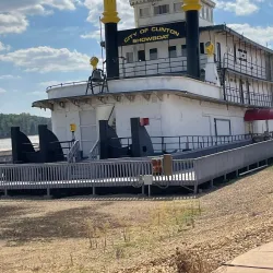 Clinton Area Showboat Theatre - Clinton