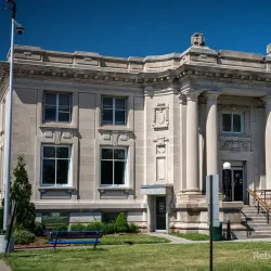 Clinton Public Library - Clinton