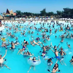 Lost Island Waterpark - Clinton