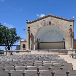 LeClaire Park - Davenport