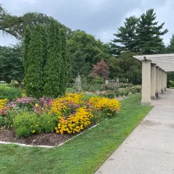 Vander Veer Botanical Park - Davenport