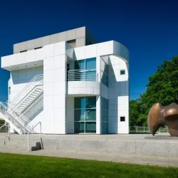 Des Moines Art Center - Des Moines