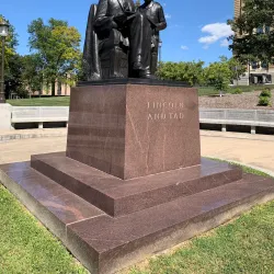 Iowa State Capitol - Des Moines