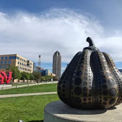 Pappajohn Sculpture Park - Des Moines
