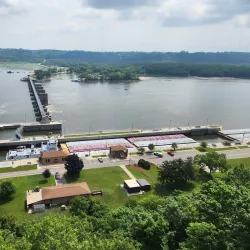 Lock and Dam No. 11 - Dubuque