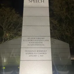 Knoxville Veterans Memorial - Knoxville