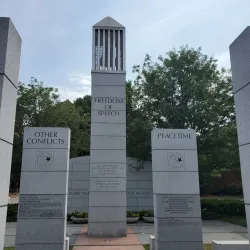 Knoxville Veterans Memorial - Knoxville