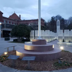 Knoxville Veterans Memorial - Knoxville
