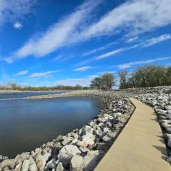 Lake Red Rock - Knoxville