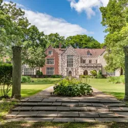 Salisbury House & Gardens - Urbandale