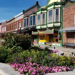 The Fort Scott Trolley - Fort Scott