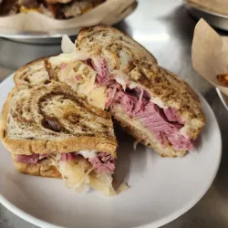 Salt City Market - Hutchinson