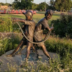 Independence Aquatic Center - Independence