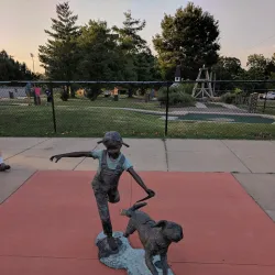 Independence Aquatic Center - Independence