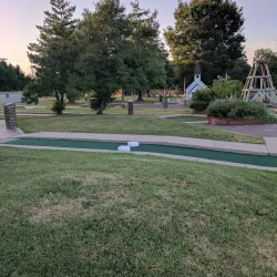 Independence Aquatic Center - Independence