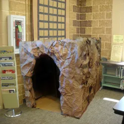 Iola Public Library - Iola