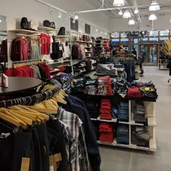 Legends Outlets Kansas City - Kansas City