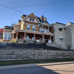 Strawberry Hill Museum and Cultural Center - Kansas City