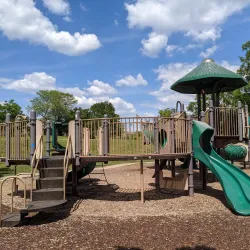 Ironwoods Park Nature Center - Leawood