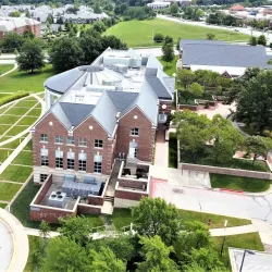 Leawood City Hall and Community Center - Leawood