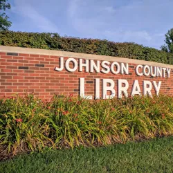 Leawood City Library - Leawood