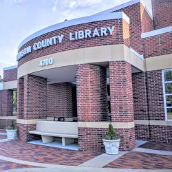 Leawood City Library - Leawood
