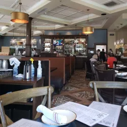 Prairiefire Shopping and Dining - Leawood