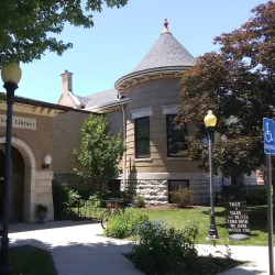 Paola Public Library - Paola