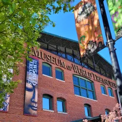 Museum of World Treasures - Wichita