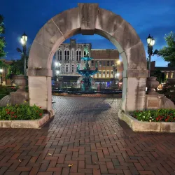 Fountain Square Park - Bowling Green