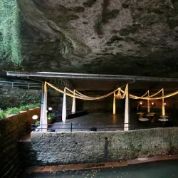 Lost River Cave & Valley Nature Preserve - Bowling Green