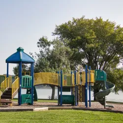 Green River Lake Trail System - Columbia