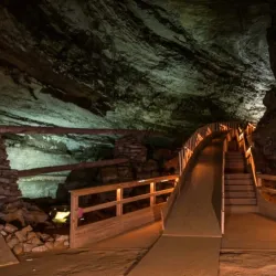 Mammoth Cave National Park (nearby) - Glasgow