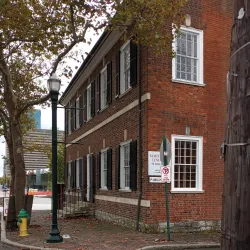 Mary Todd Lincoln House - Lexington