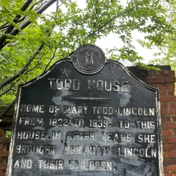 Mary Todd Lincoln House - Lexington